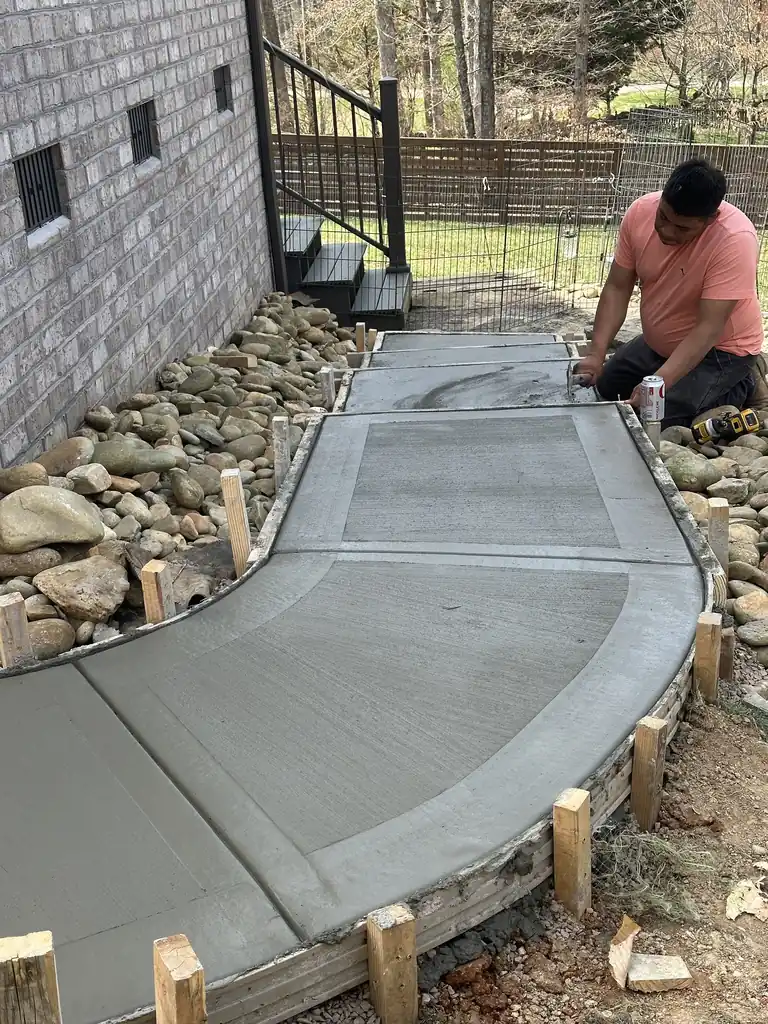 Sidewalks &amp; Walkways project by Sosa Concrete in Knoxville, Tennessee