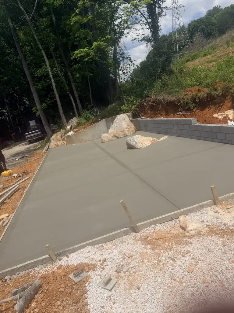 Steps &amp; Retaining Walls project by Sosa Concrete in Knoxville, Tennessee